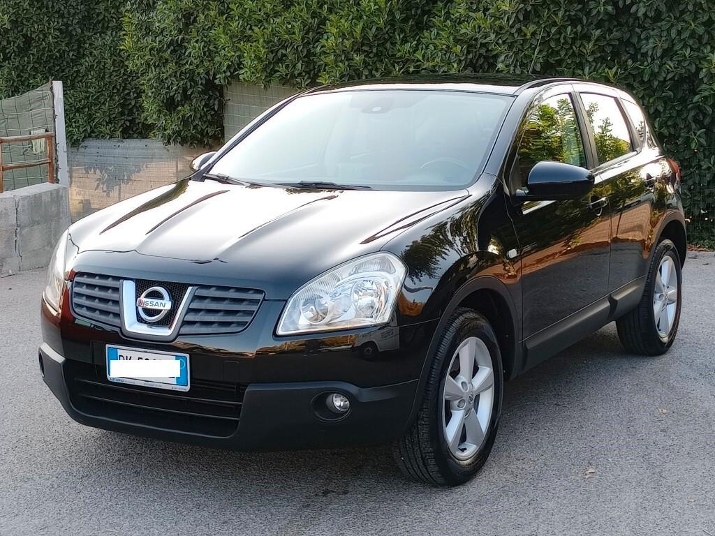 Nissan Qashqai 2.0 dCi DPF 4WD Acenta