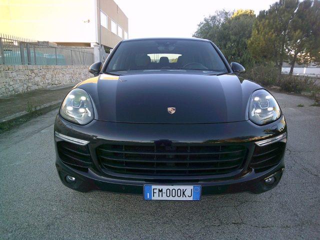 PORSCHE Cayenne 3.0 Diesel Platinum Edition