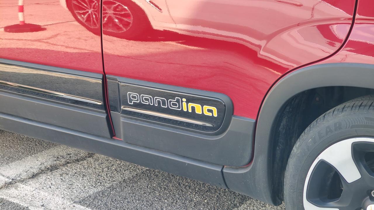 Fiat Panda Cross 1.0 FireFly S&S Hybrid 2025