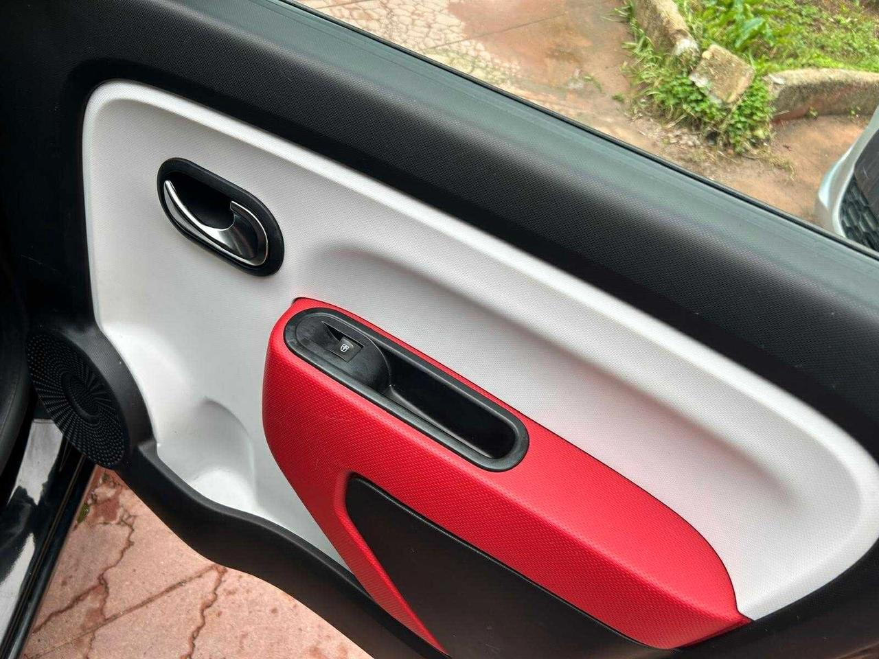 RENAULT TWINGO LIMITED 2017 FULL OPTIONAL