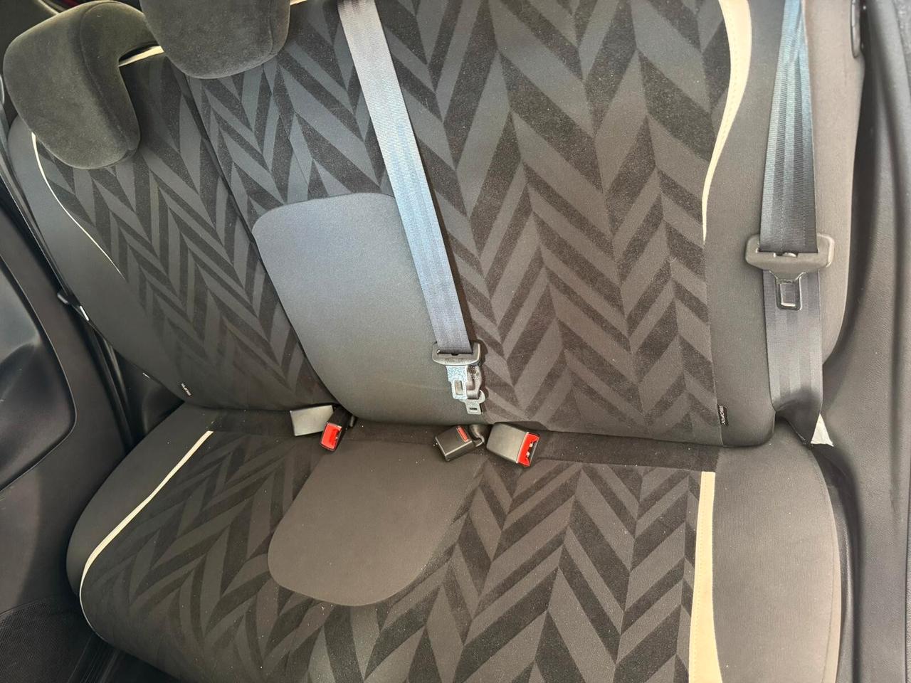 Lancia Ypsilon 1.2 69 CV 5 porte GPL Ecochic Gold