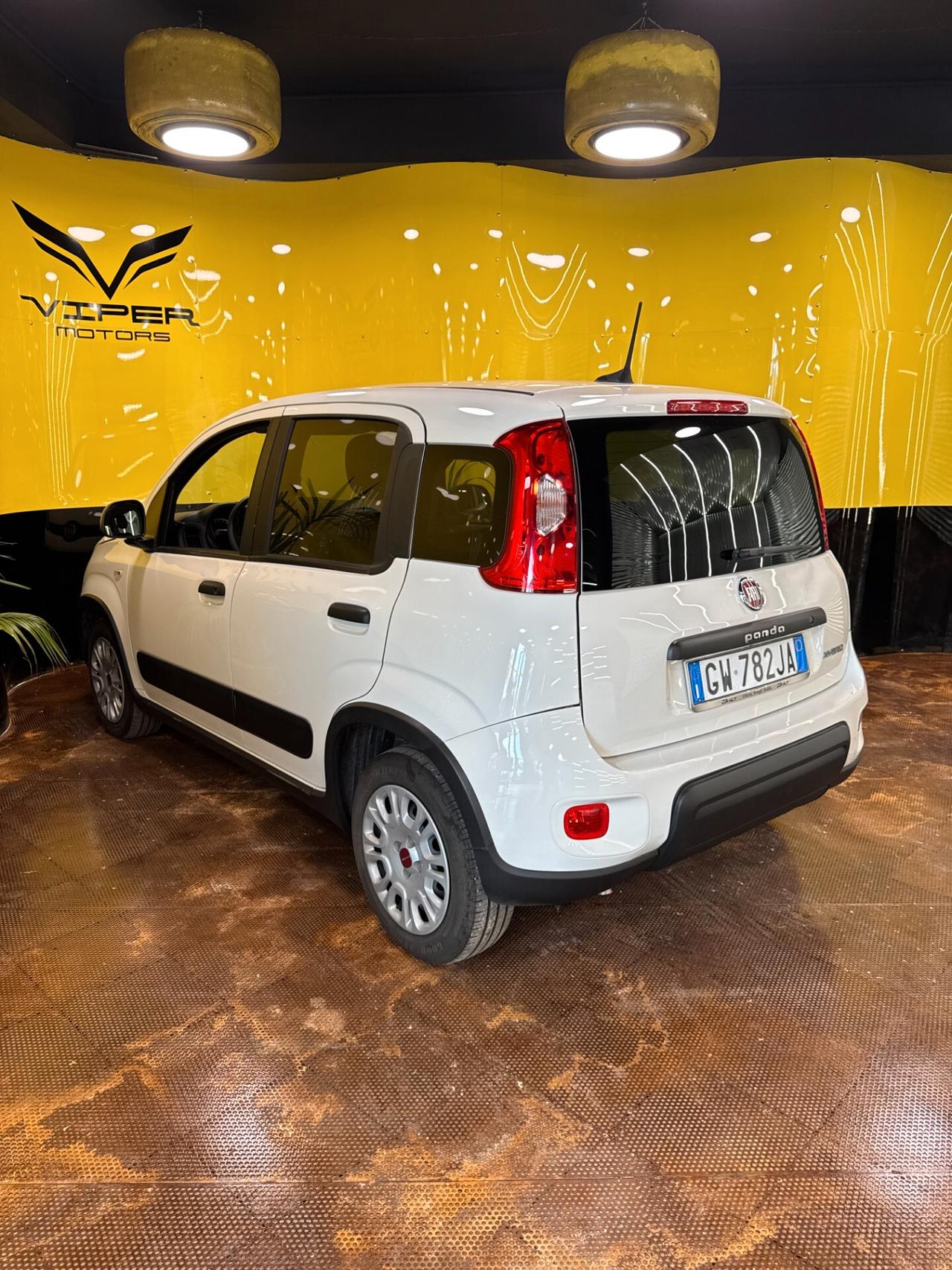 Fiat Panda 1.0 Hybrid Van 4 posti PERMUTA