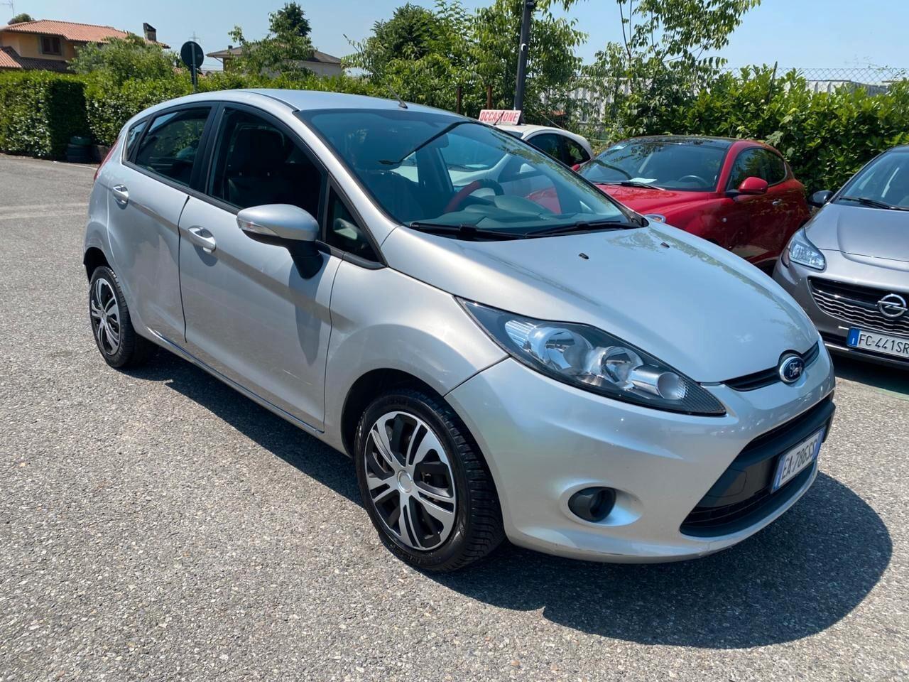 Ford Fiesta Fiesta+ 1.4 TDCi 68CV 5 porte