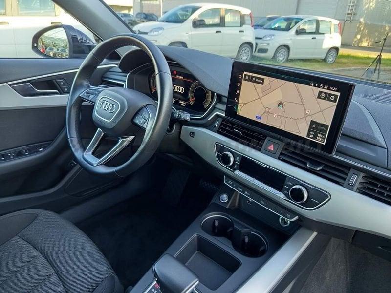 Audi A4 A4 Avant 30 2.0 tdi mhev Business Advanced 136cv s-tronic