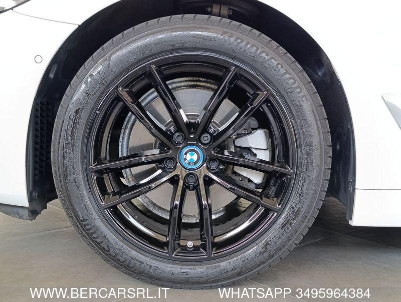 BMW Serie 5 520d 48V Touring Business*SEDILI RISCALDATI*TELECAMERA*PDC*FULL LED*GANCIO TRAINO*