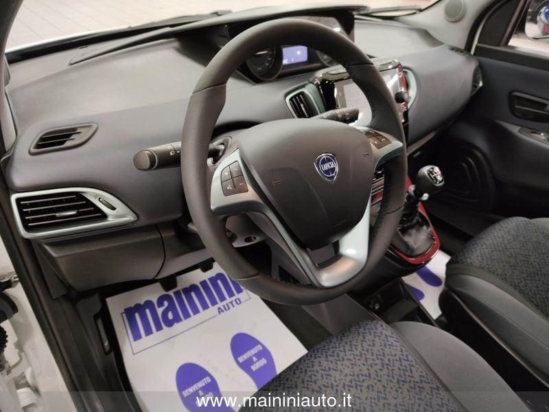 Lancia Ypsilon 1.0 Hybrid 70cv 5P Platino + Car Play "SUPER PROMO" m