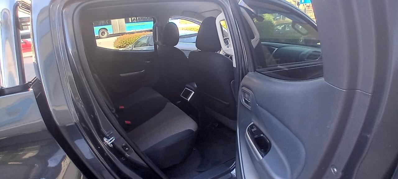 Mitsubishi L200 2.3 D Double Cab 4x4 Super Select Intense