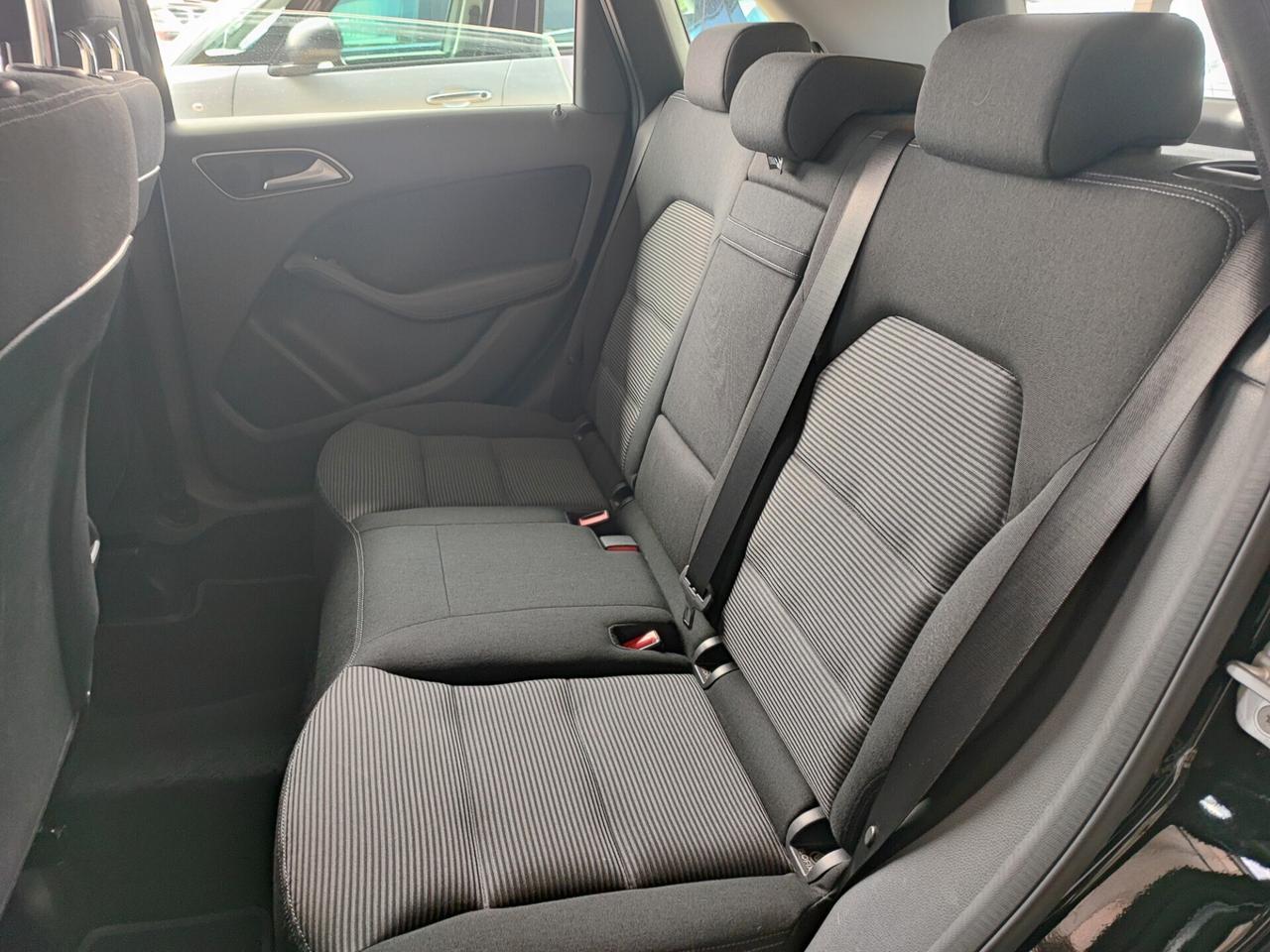 Mercedes-benz B 180 d Premium
