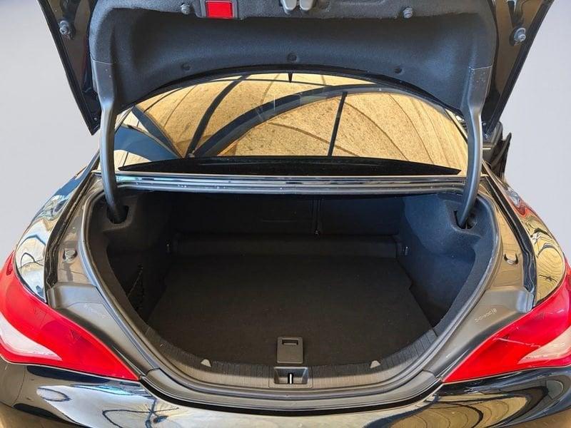 Mercedes-Benz CLA CLA 200 d Automatic Sport