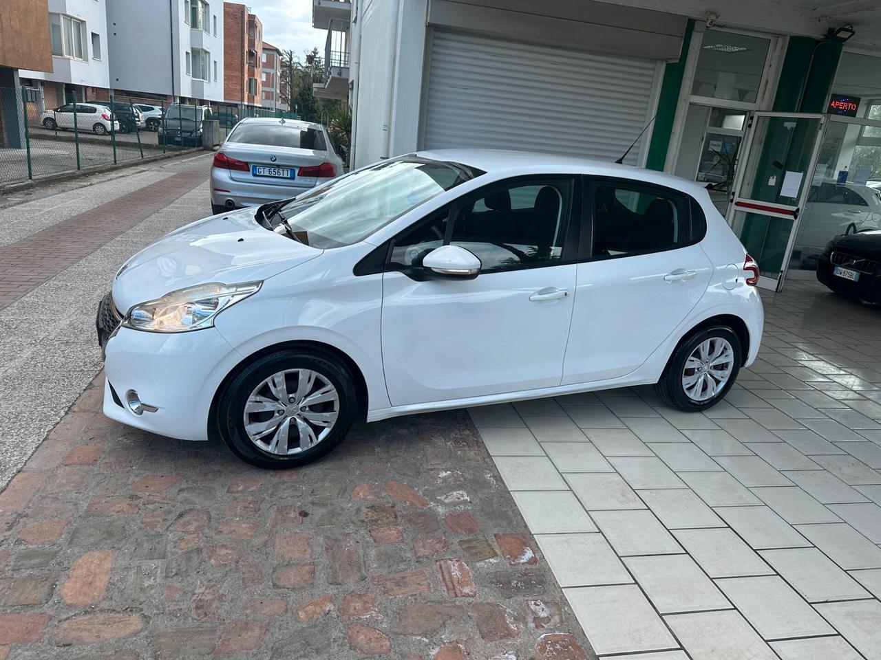 Peugeot 208 1.4 GPL