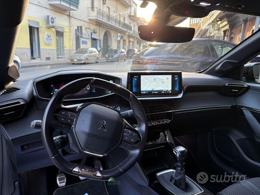 Peugeot 208 1.5 hdi 100 gt line certificata nuova