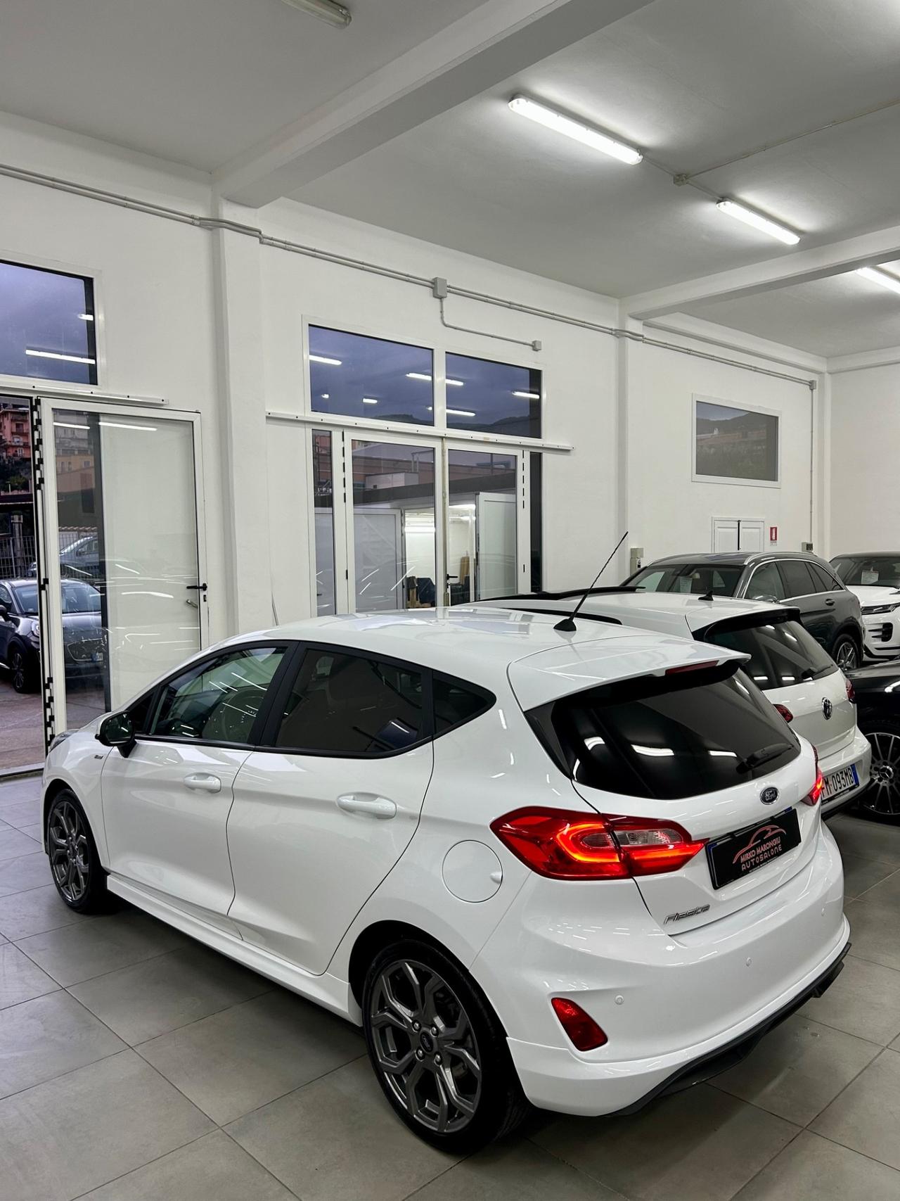 Ford Fiesta 1.5 TDCi ST LINE finanziabile