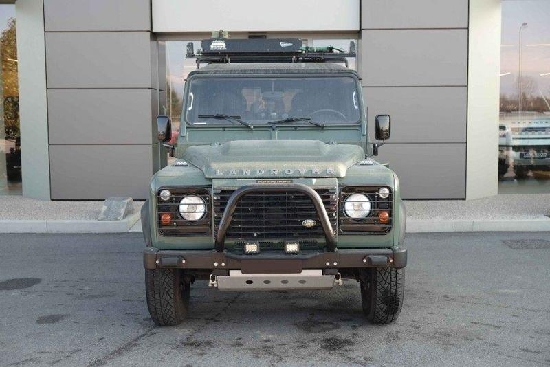 Land Rover Defender 90 2.4 TD4 Station Wagon S