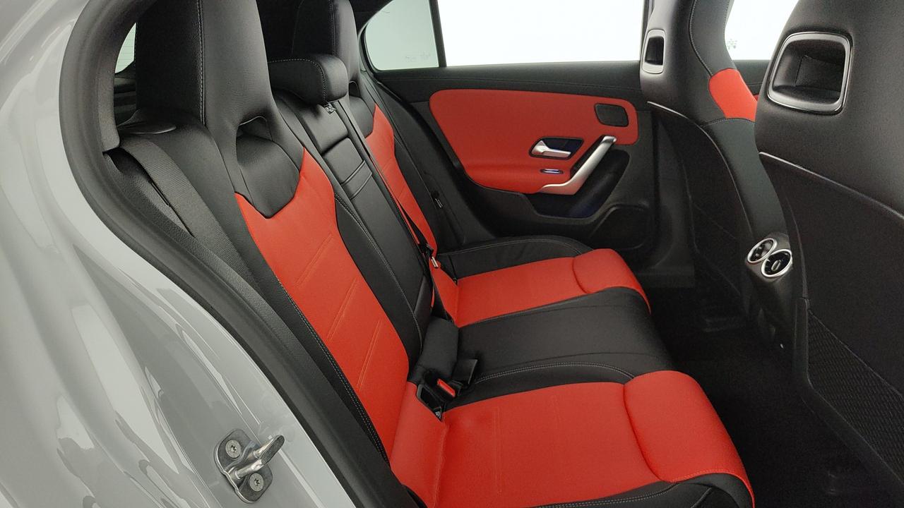 Mercedes-Benz Mercedes-AMG A 35 4MATIC