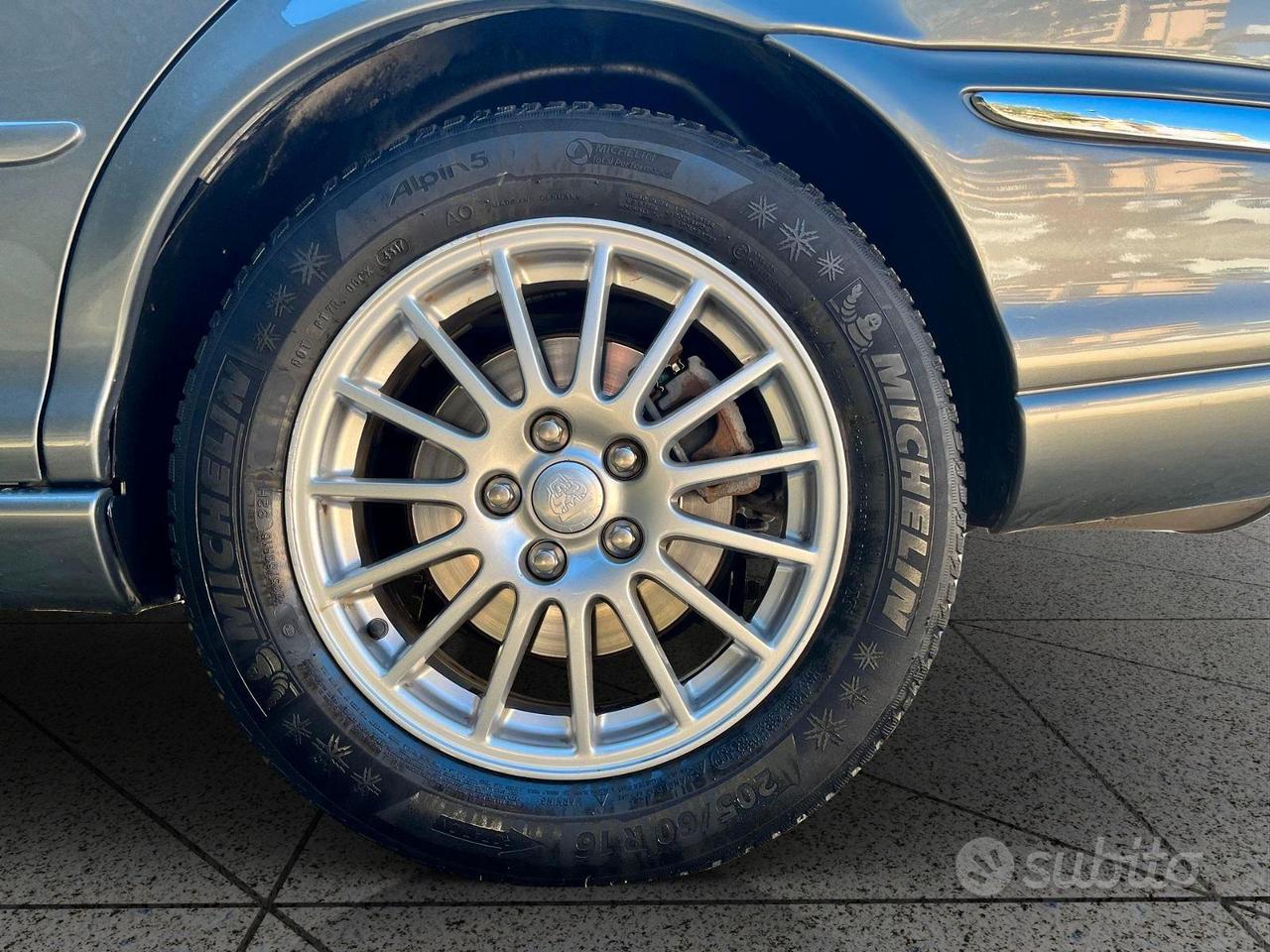 Jaguar X-Type 2.2d 155 cv EXECUTIVE-PELLE/NAVI