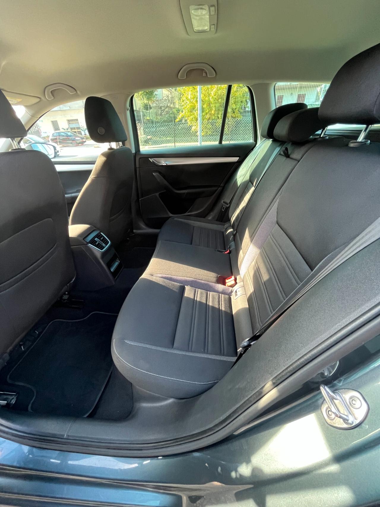 Skoda Octavia 1.6 TDI SCR 115 CV Wagon Ambition