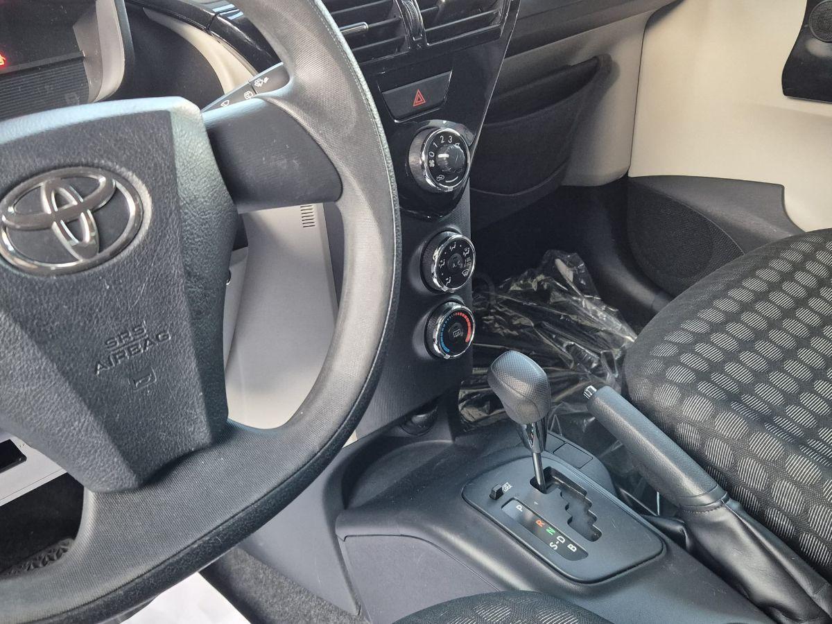 TOYOTA - iQ - 1.0 CVT Trend