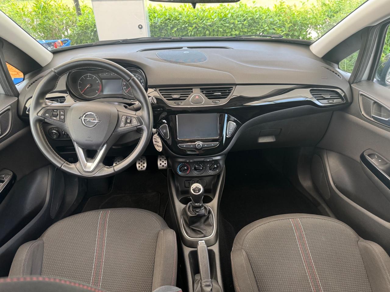 Opel Corsa 1.4 90CV GPL Tech Black Edition