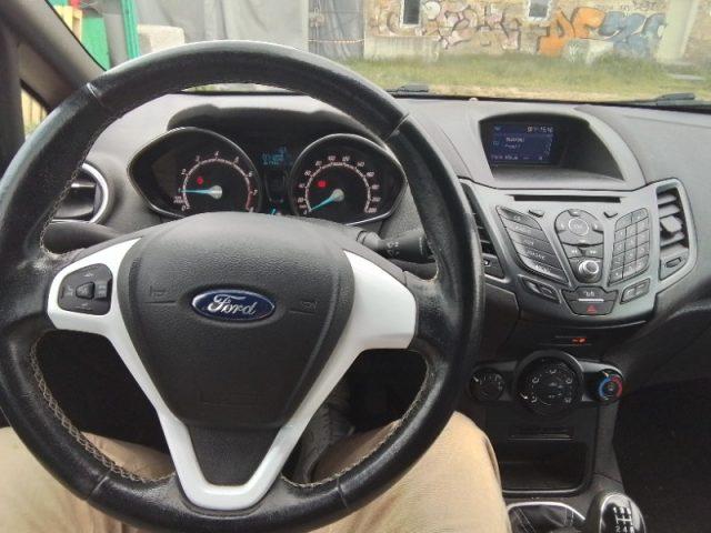 FORD Fiesta 1.0 EcoBoost 100CV 5 porte Black & White Edition