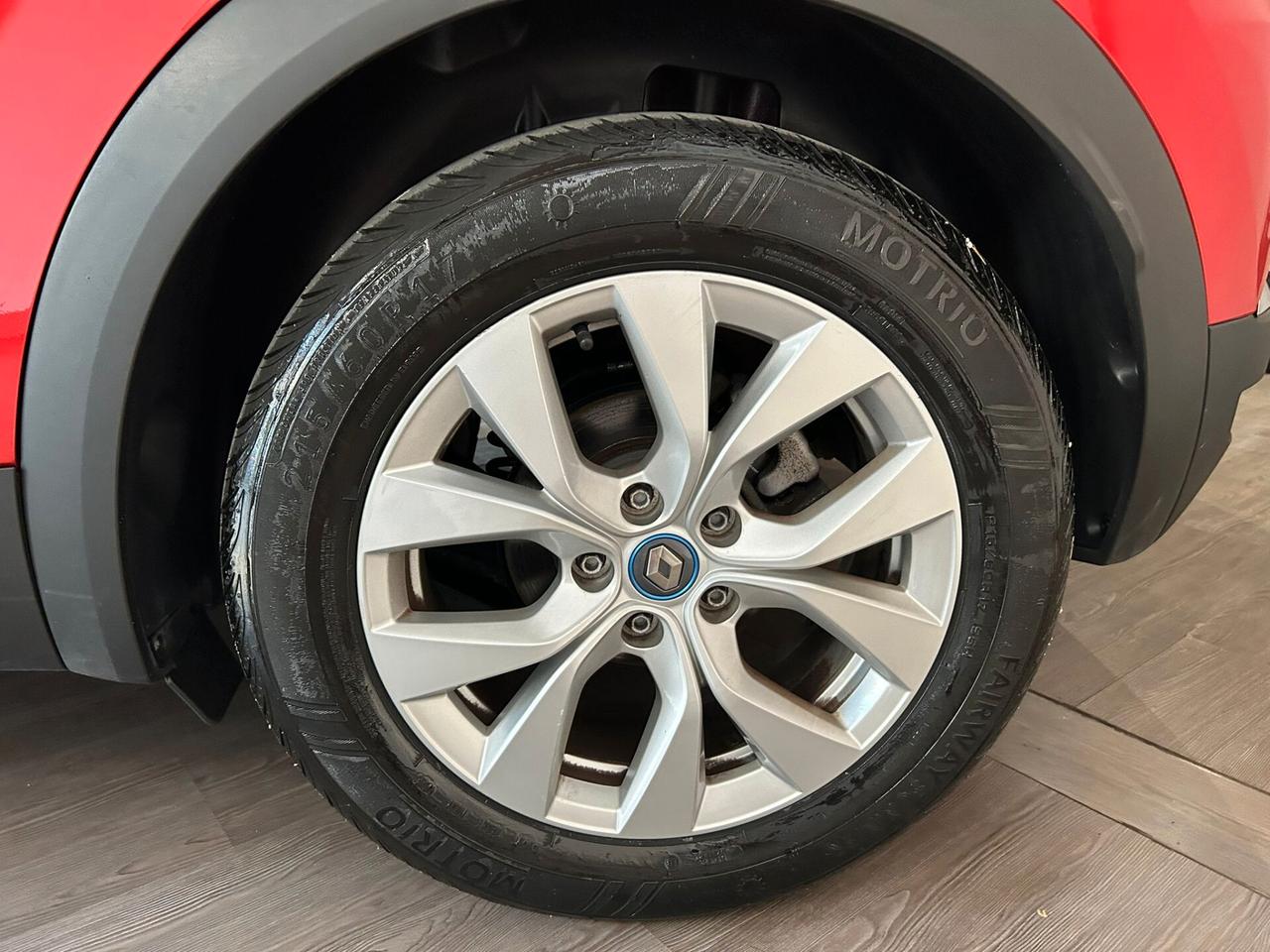 Renault Captur 1.6 E-tech Hybrid Initiale Paris NEOPATENTATI