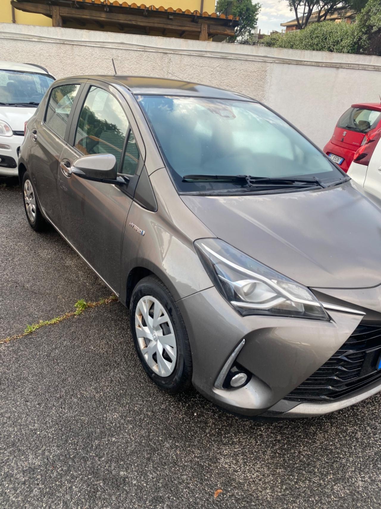 Toyota Yaris Hybrid