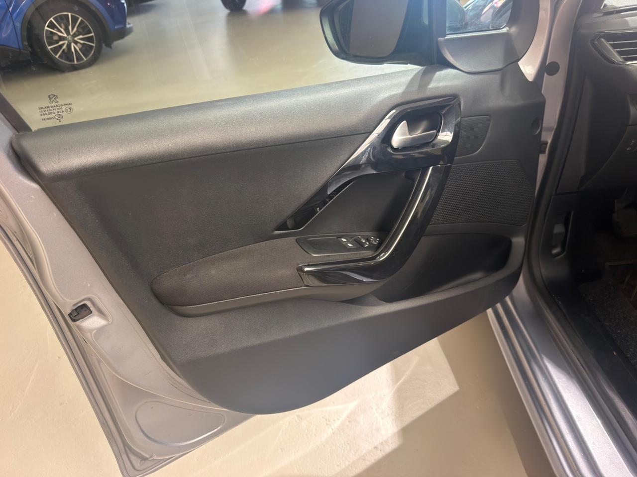 Peugeot 208 PureTech 82 Stop&Start 5 porte Allure