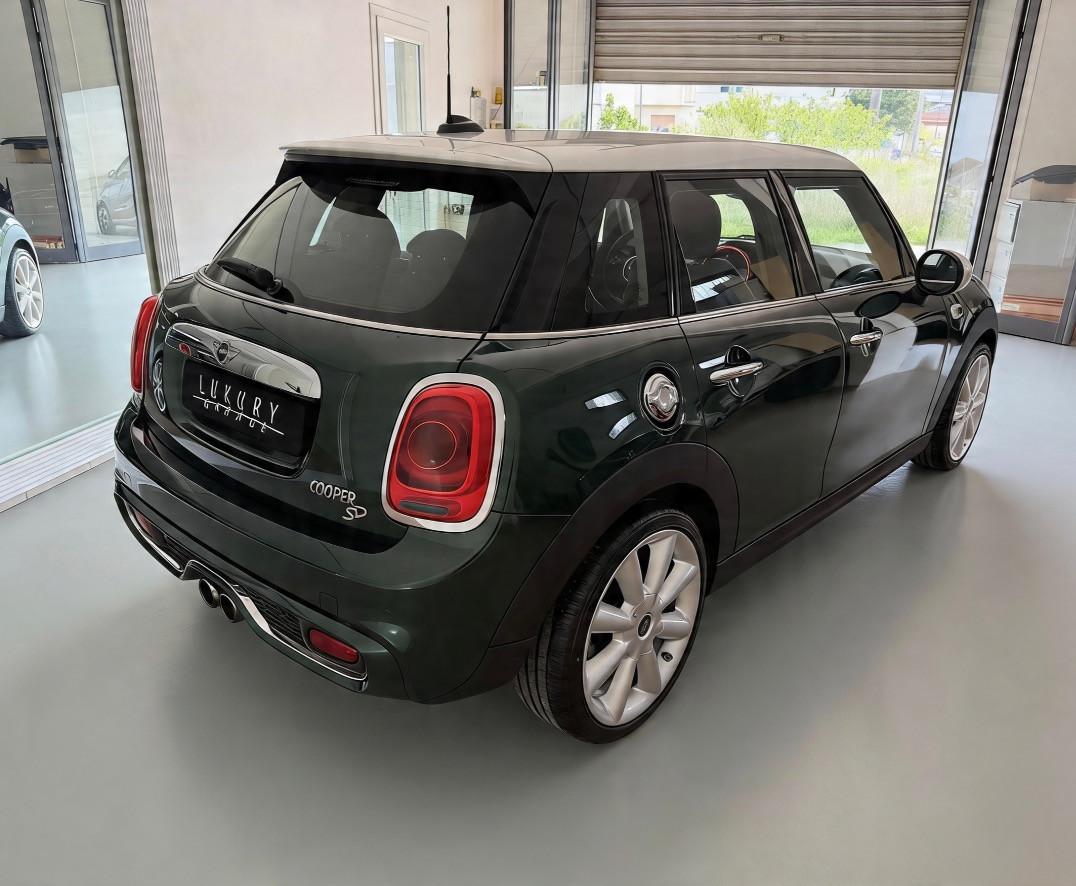 Mini 5 Porte Cooper SD Business XL 2.0 Auto