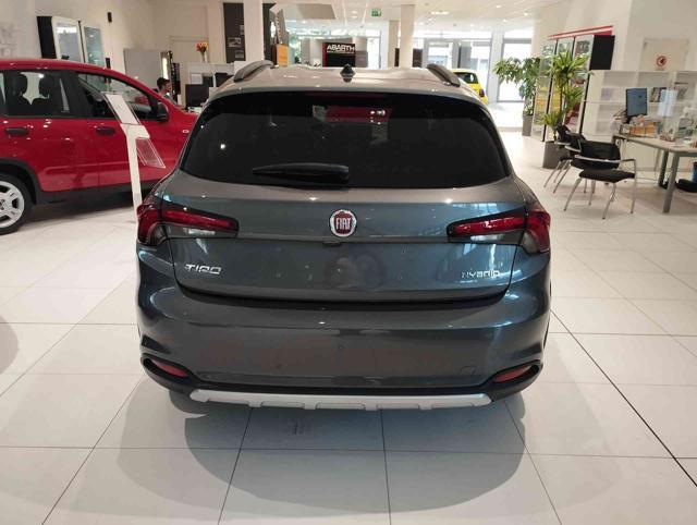 FIAT Tipo 1.5 Hybrid DCT 5 porte Cross