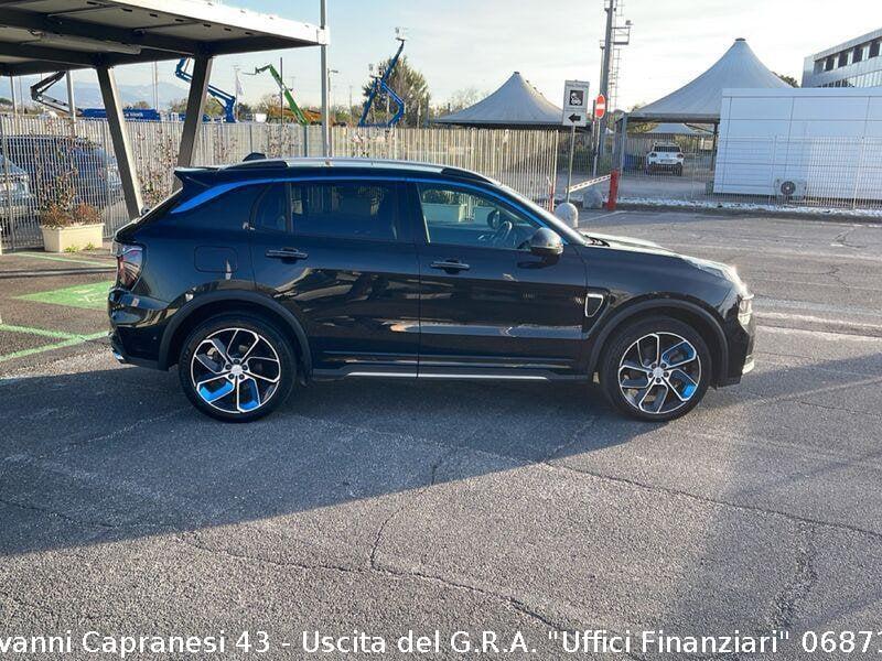 Lynk & Co 01 01 PHEV