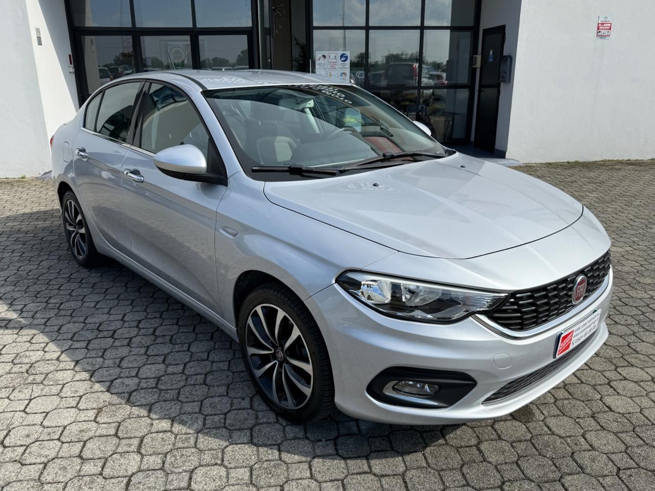 Fiat Tipo 1.6 Mjt 4 porte |CERCHI IN LEGA