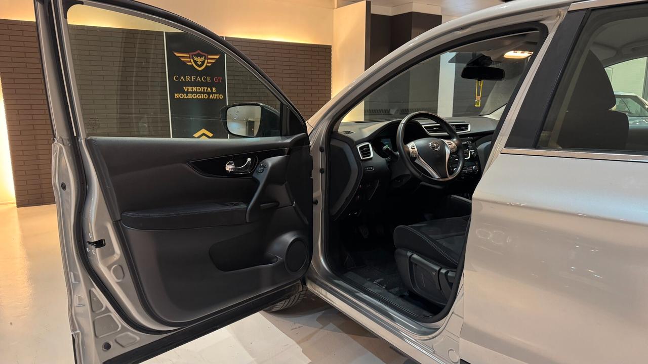 Nissan Qashqai 1.5 dCi DPF Acenta - 2014