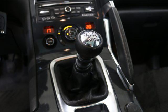 PEUGEOT 3008 2.0 HDi 150CV Business