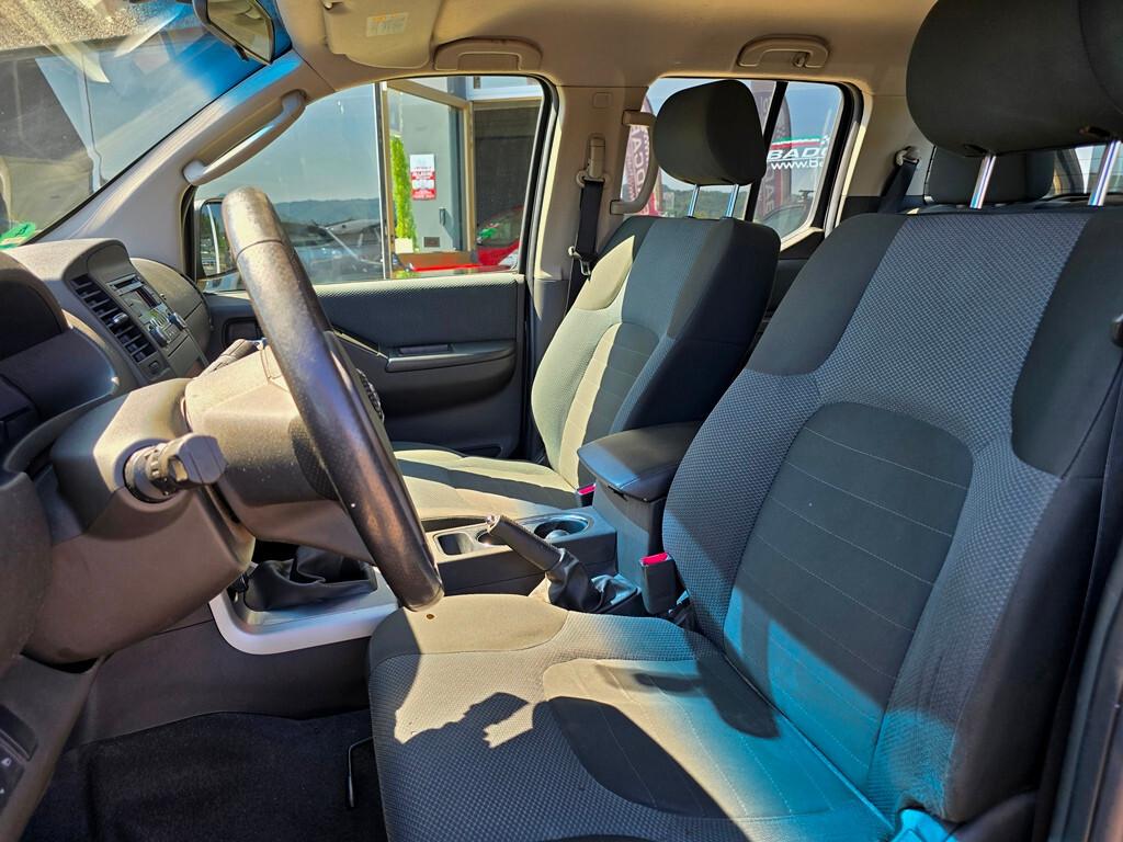 Nissan Navara 2.5 dCi 190CV "LE"