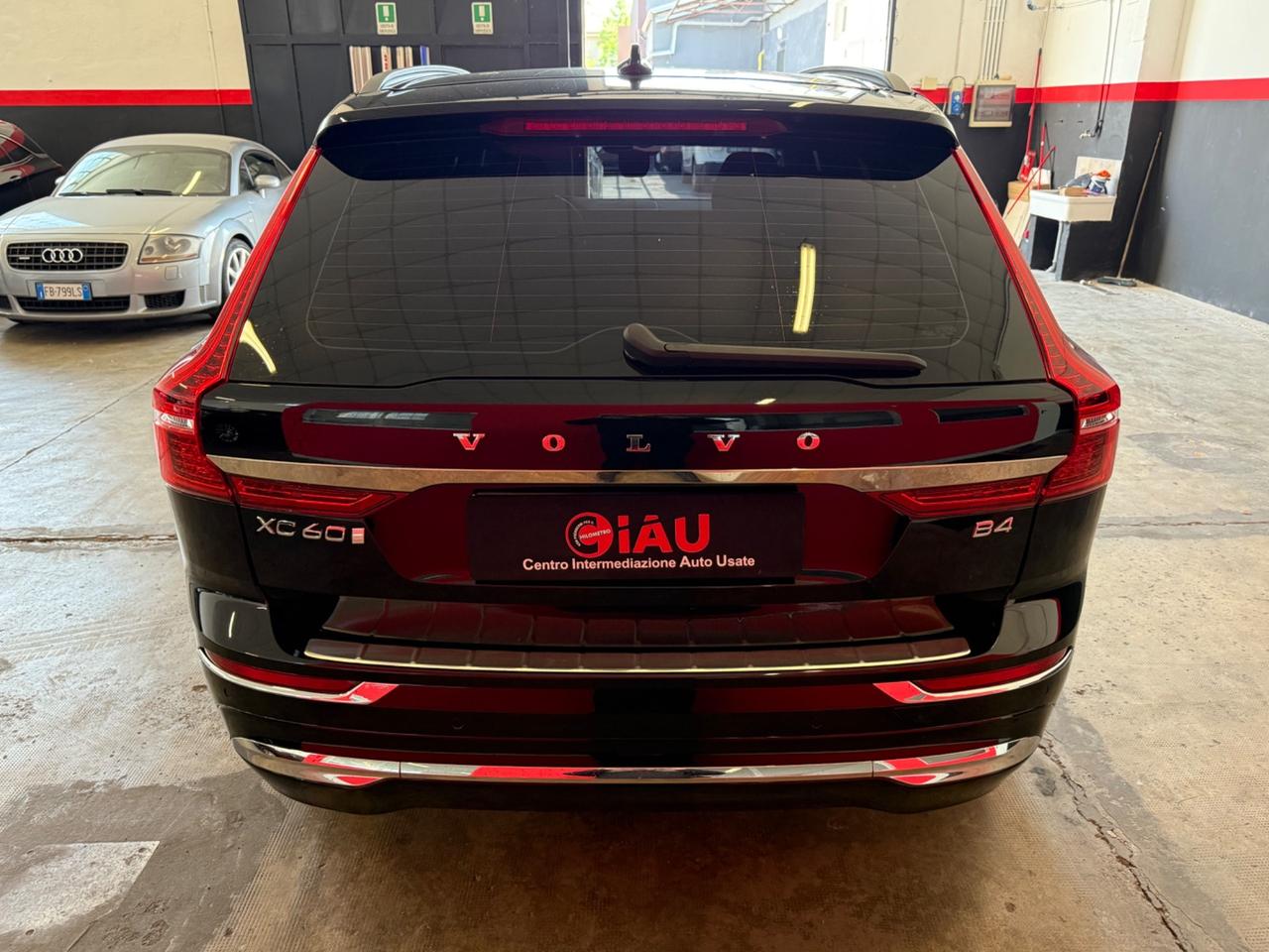 Volvo XC 60 XC60 B4 (d) AWD Geartronic Momentum Pro
