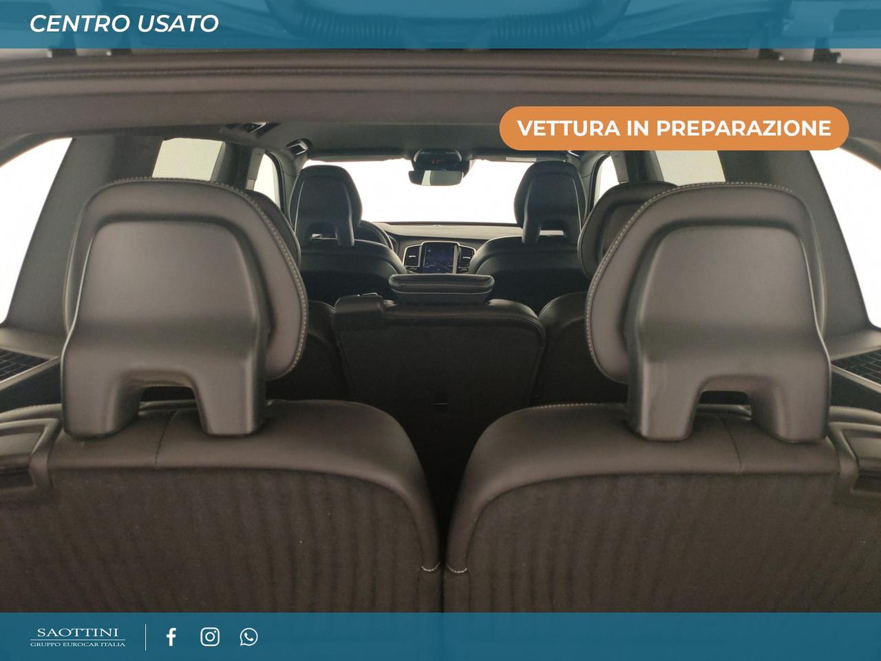 2.0 d5 R-Design awd 235 CV 7 p. Geartronic