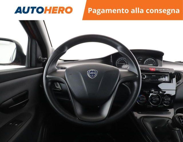 LANCIA Ypsilon 1.2 69 CV 5 porte Silver