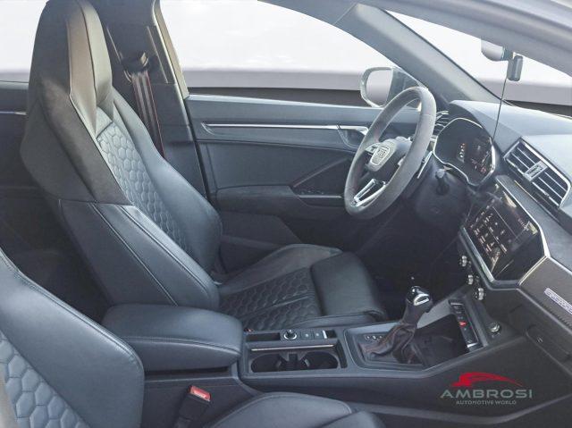 AUDI RS Q3 2.5 quattro s-tronic