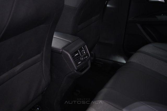 PEUGEOT 3008 1.2 PureTech Turbo 130cv S&S Allure Pack