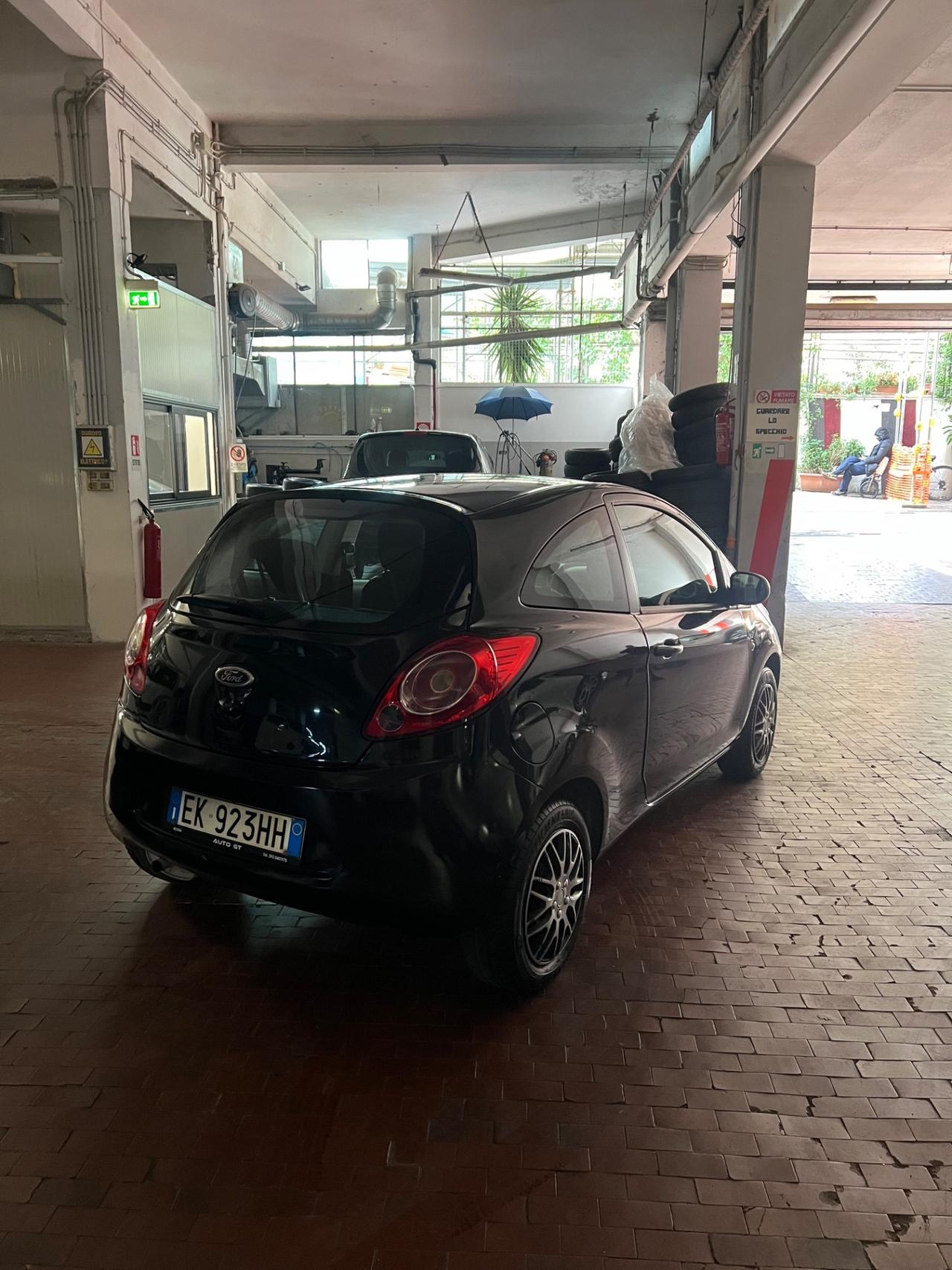 Ford Ka 1.2 8V 69CV (E5)Titanium