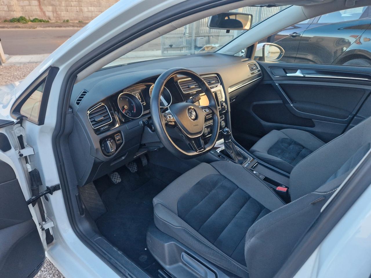 Volkswagen Golf 1.6 TDI 5p. Comfortline BlueMotion Technology