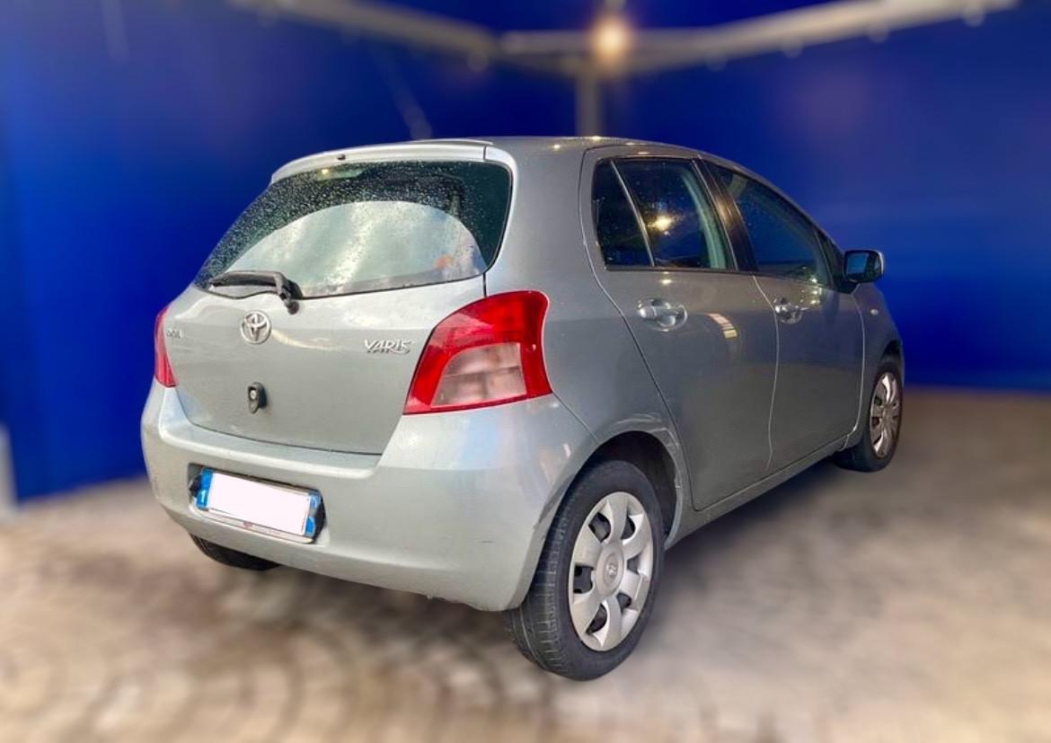 Toyota Yaris 1.3 VVT-I Sol