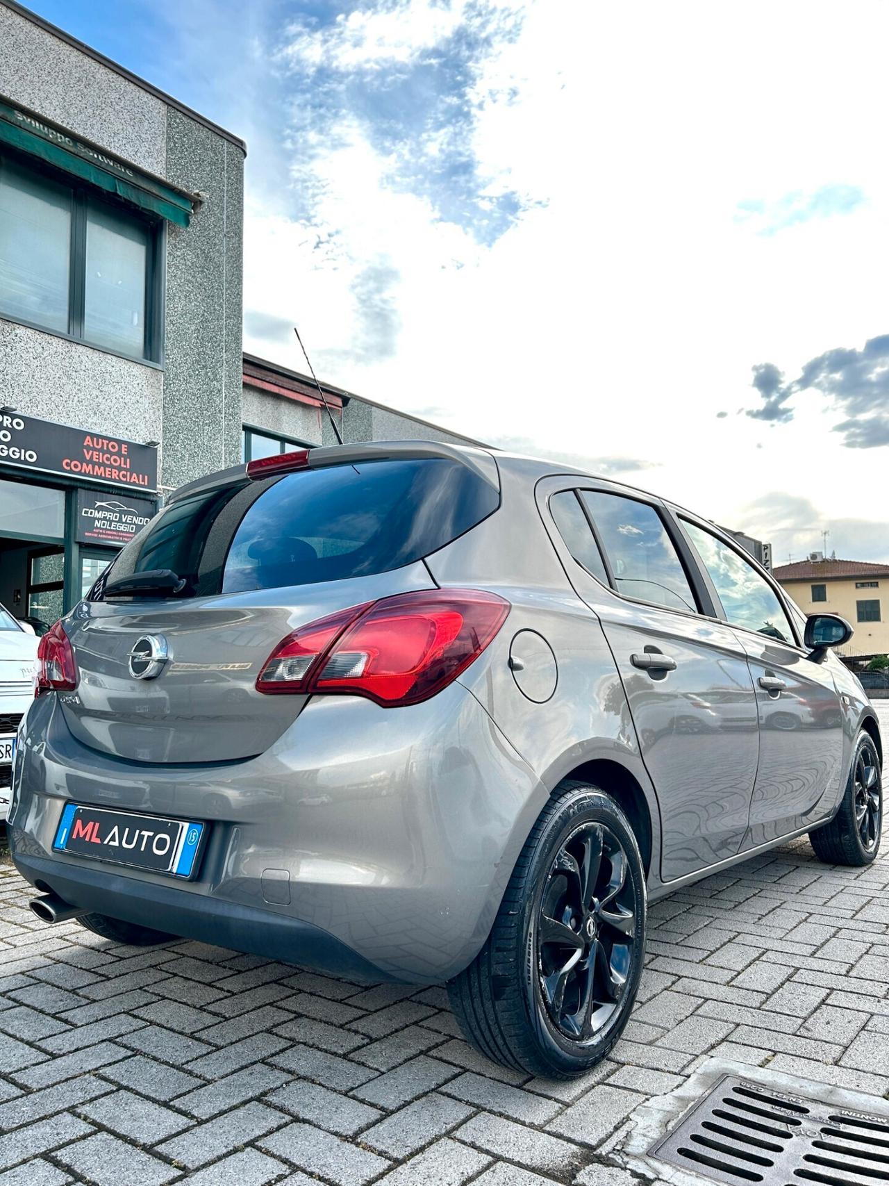 Opel Corsa 1.2 5 porte b-Color - OK NEOPATENTATO