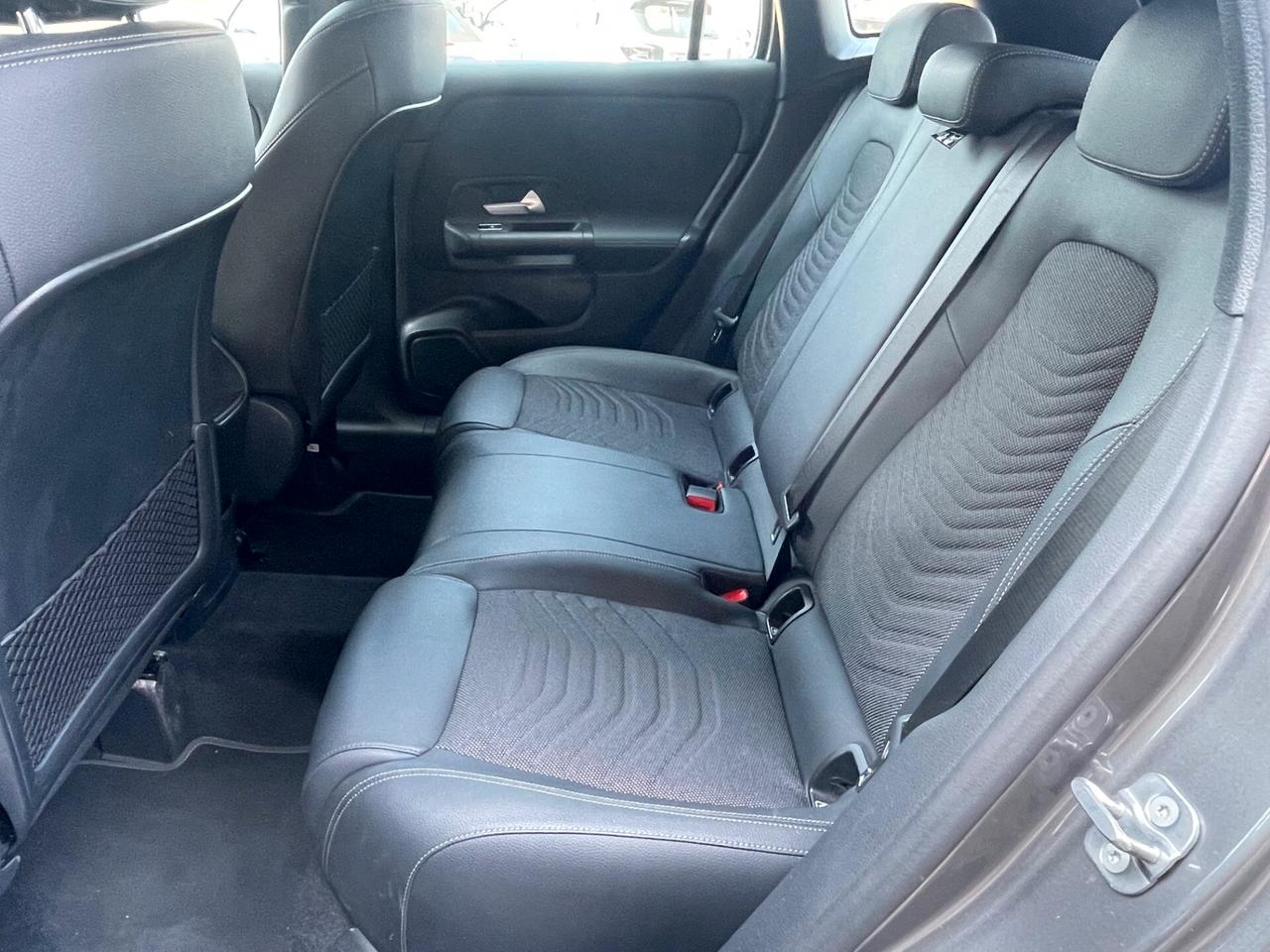 Mercedes-benz GLA 180 d Automatic Sport