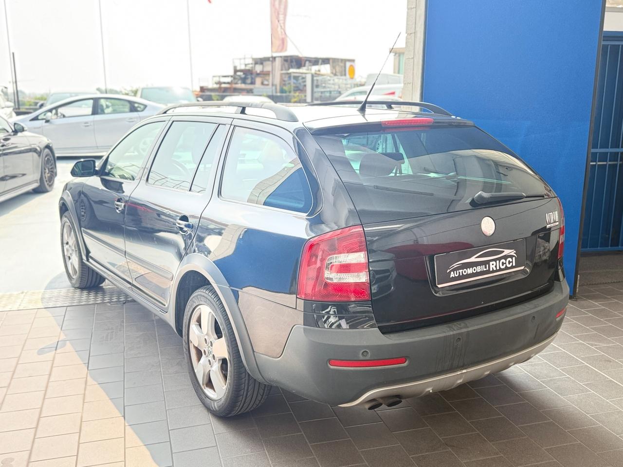 Skoda Octavia 2.0 TDI F.AP. 4x4 Wagon Scout 140CV