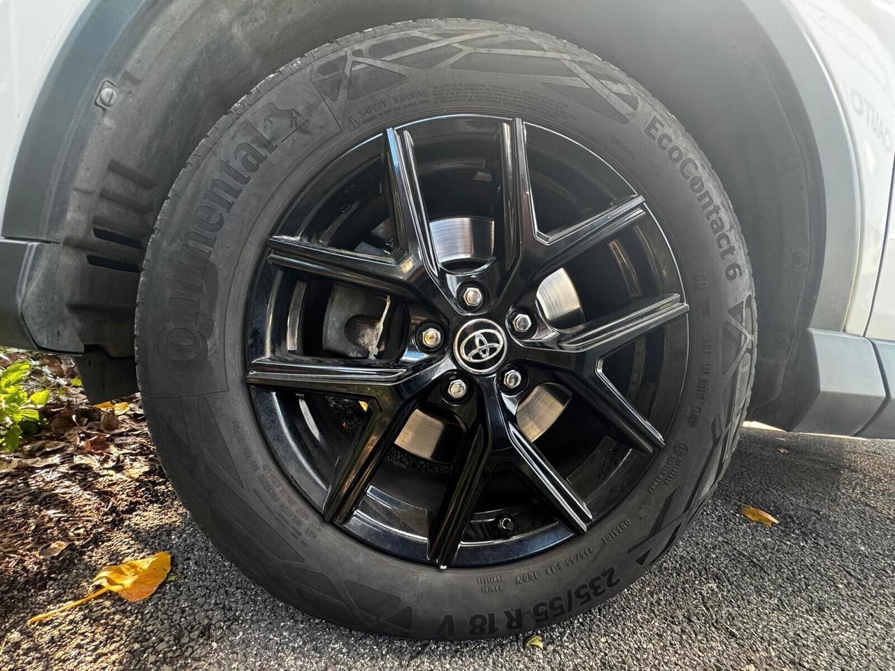 Toyota RAV 4 2.5 Hybrid 2WD Lounge