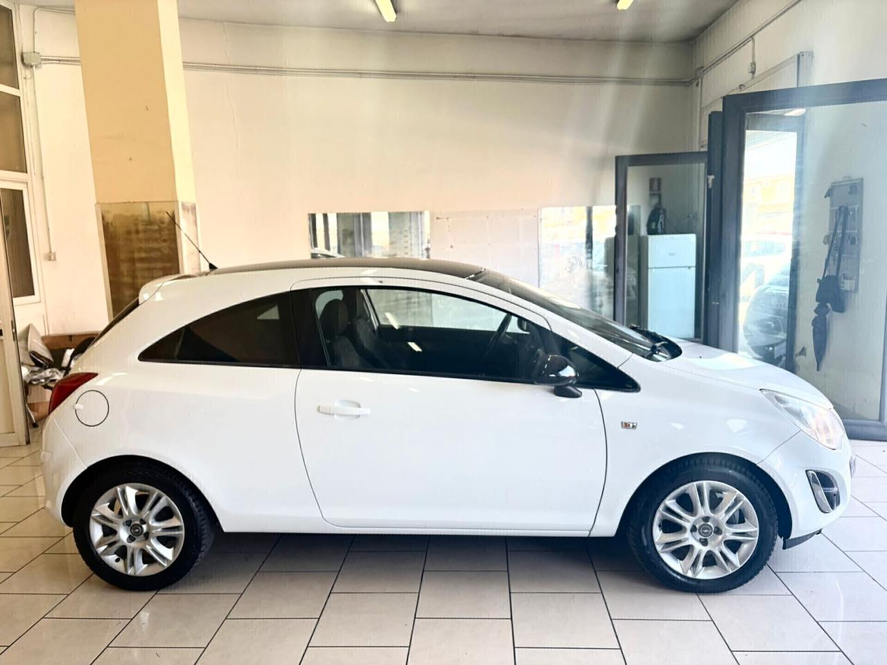Opel Corsa 1.3 CDTI 95 cavalli B-Color