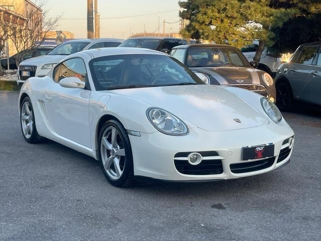 Porsche Cayman 2.7