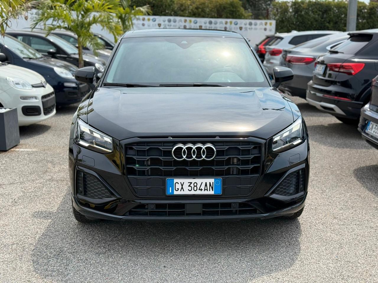 Audi Q2 30 TDI Identity Black