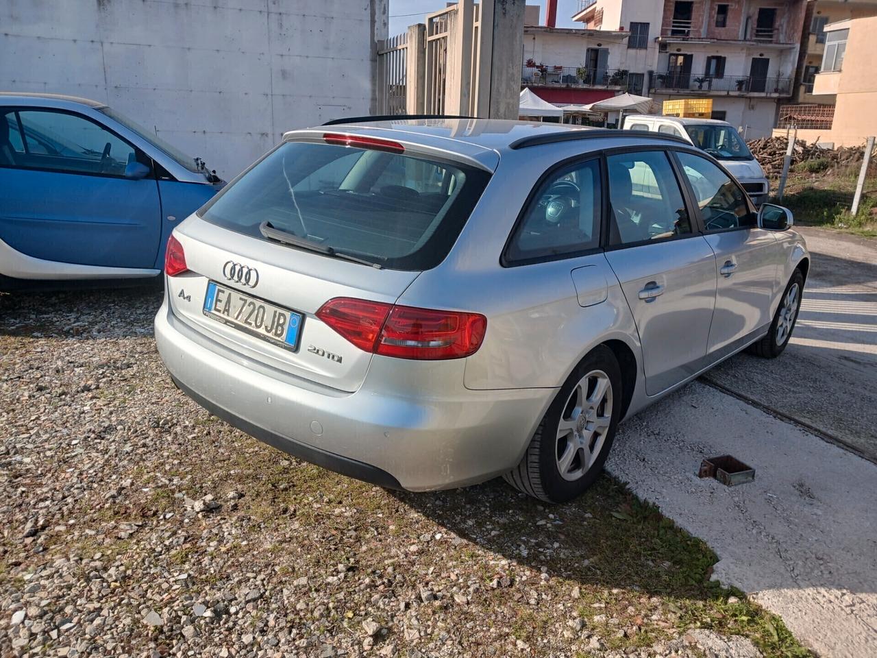 Audi A4 2.0 TDI 143CV GARANTITA 12 MESI
