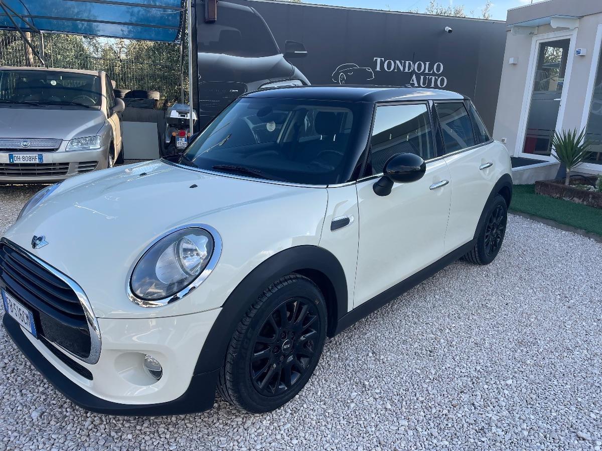 MINI - Mini - 1.5 Cooper D Business XL